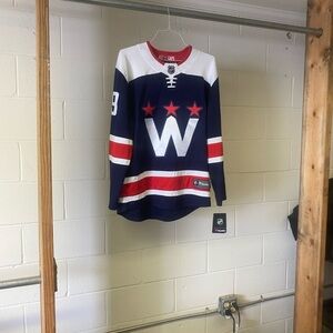 Fanatics Navy, Red, and White Washington Capitals Jersey Backstrom 19.